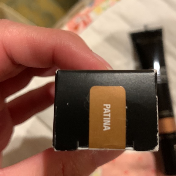 Anastasia Beverly Hills Liquid Glow, 0.68-oz. - Picture 3 of 3